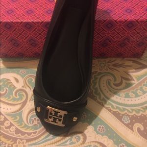 Tory burch flat shoes